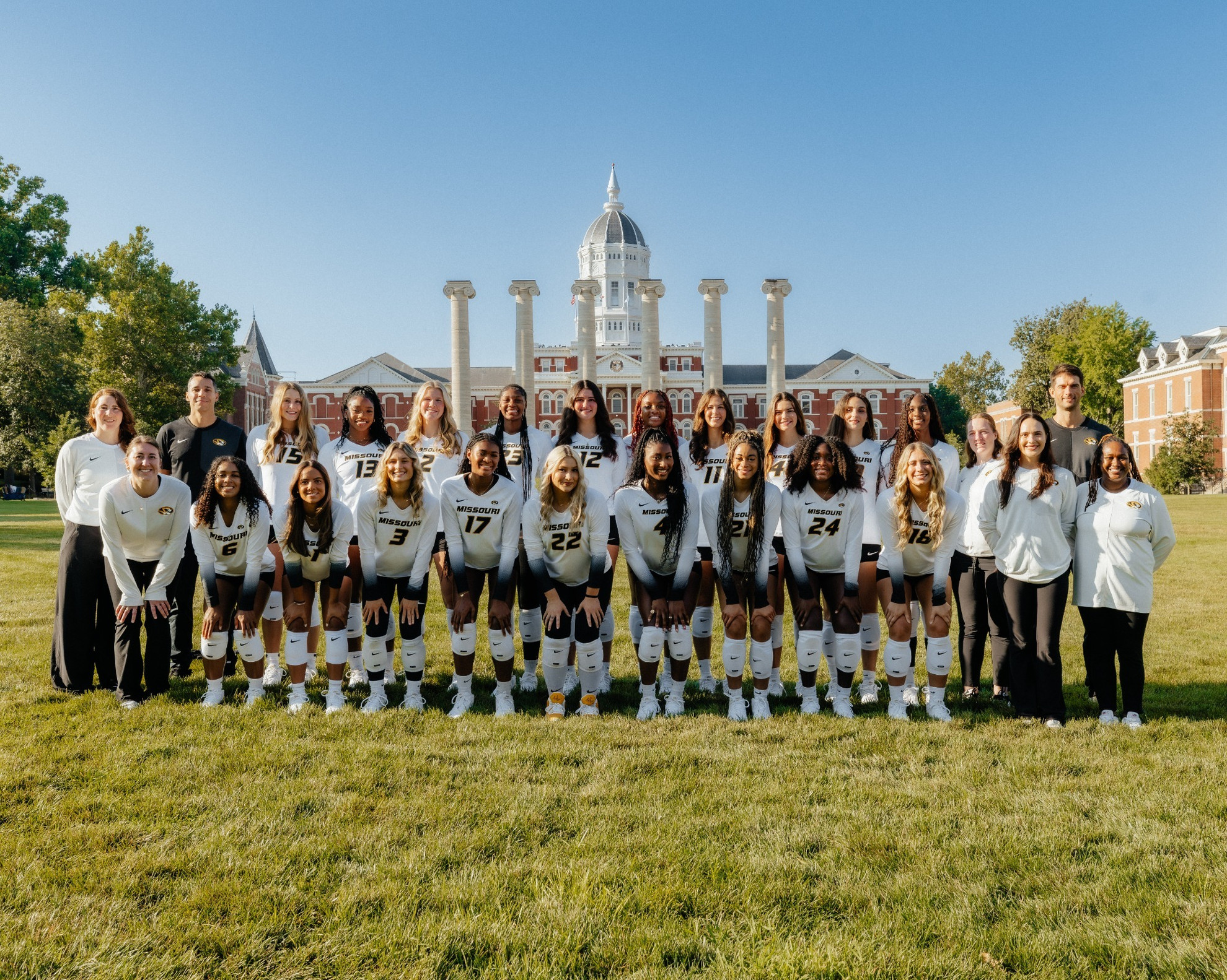 Mizzou Volleyball Team Photo at the Columns 2025 Mizzou Volleyball Team Photo at the Columns 2025